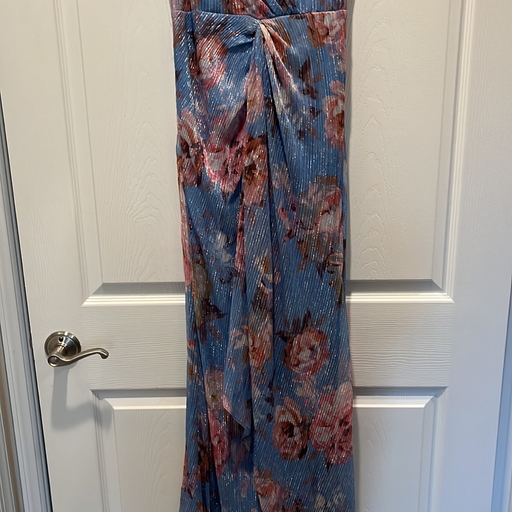 Adrianna Papell Gown - Picture 3 of 5